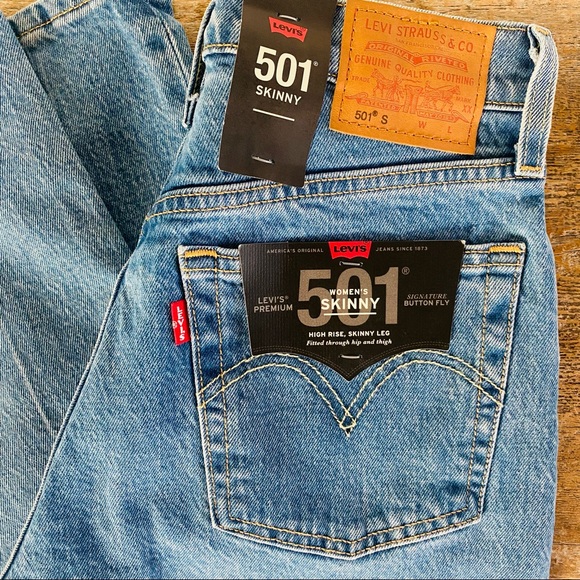 New Levi’s 501 Skinny Medium Wash High-Rise Jeans - Picture 7 of 8